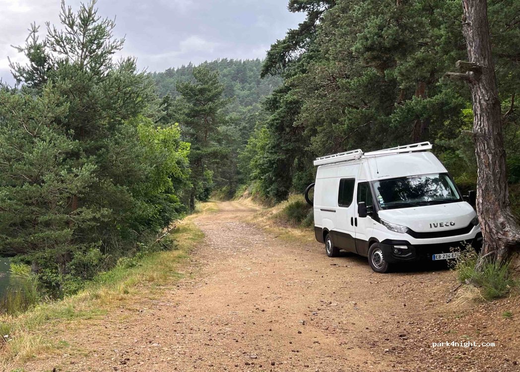 (15100) Alleuze - Unnamed Road — foto 4