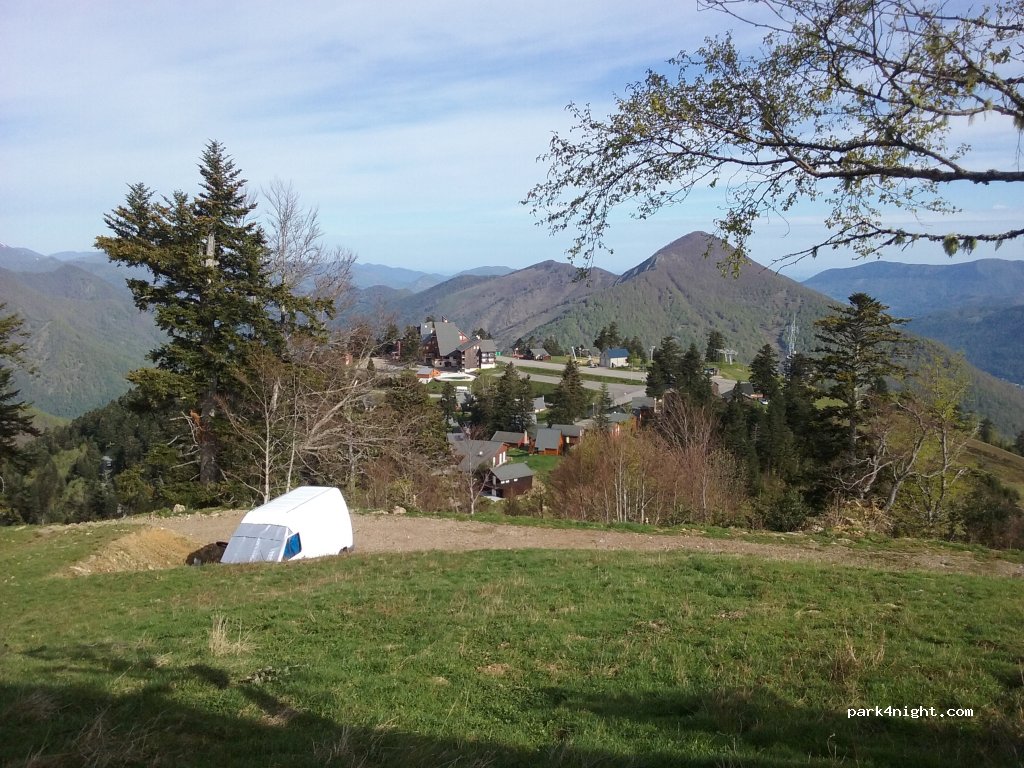 (09140) Ustou - Belvédère du Prat-Mataou, GUZET-NEIGE — foto 2
