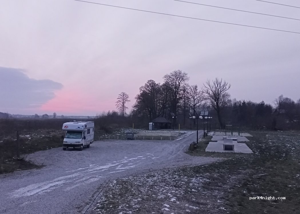 (21-345) Borki - 10 Nadrzeczna — foto 3