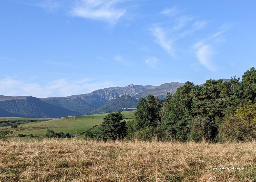 (63790) Murol - Unnamed Road — foto 4