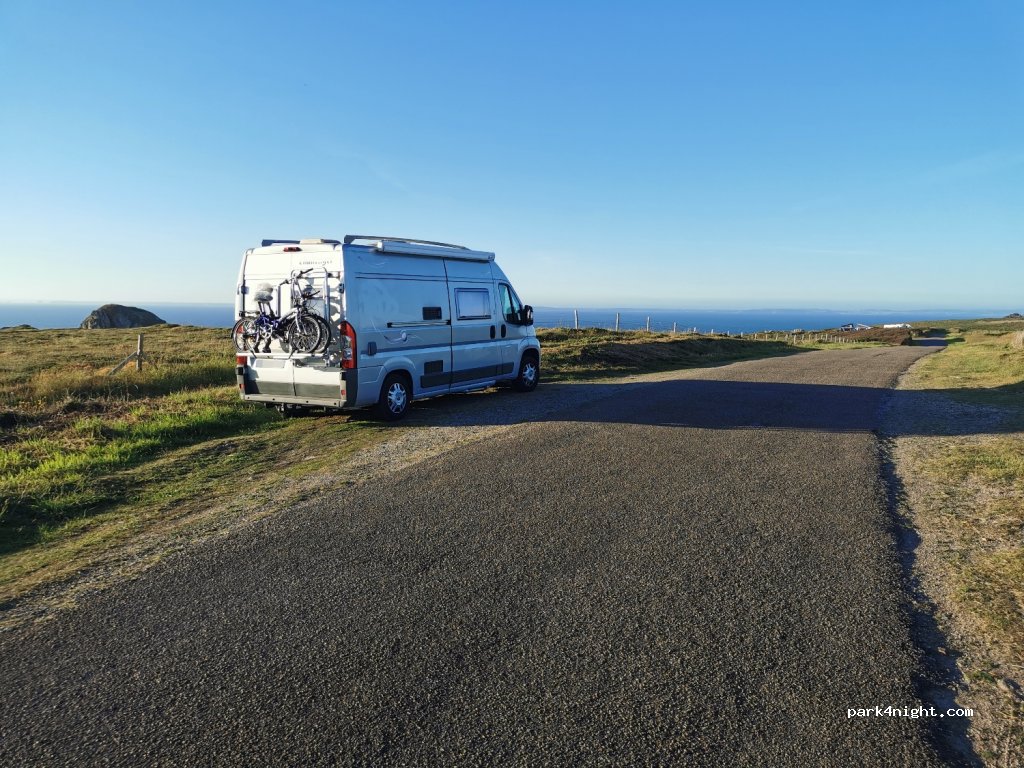 (29770) Goulien - Unnamed Road — foto