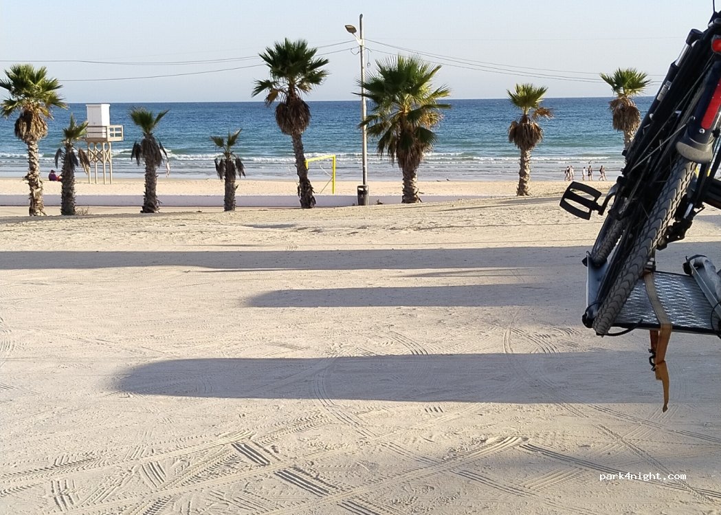 (11160) Barbate - Avenida Atlántico — foto 2