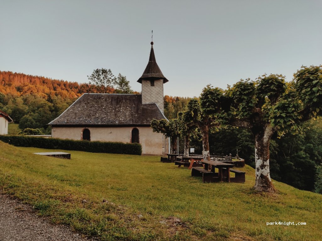 (70440) Haut-du-Them-Château-Lambert - 5062 Le Village de Château Lamb — foto 2