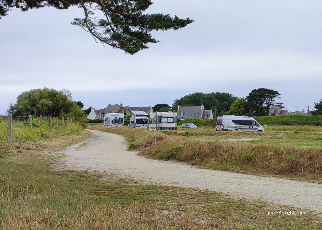 (29760) Penmarch - Route du Ster Kérity — foto 3
