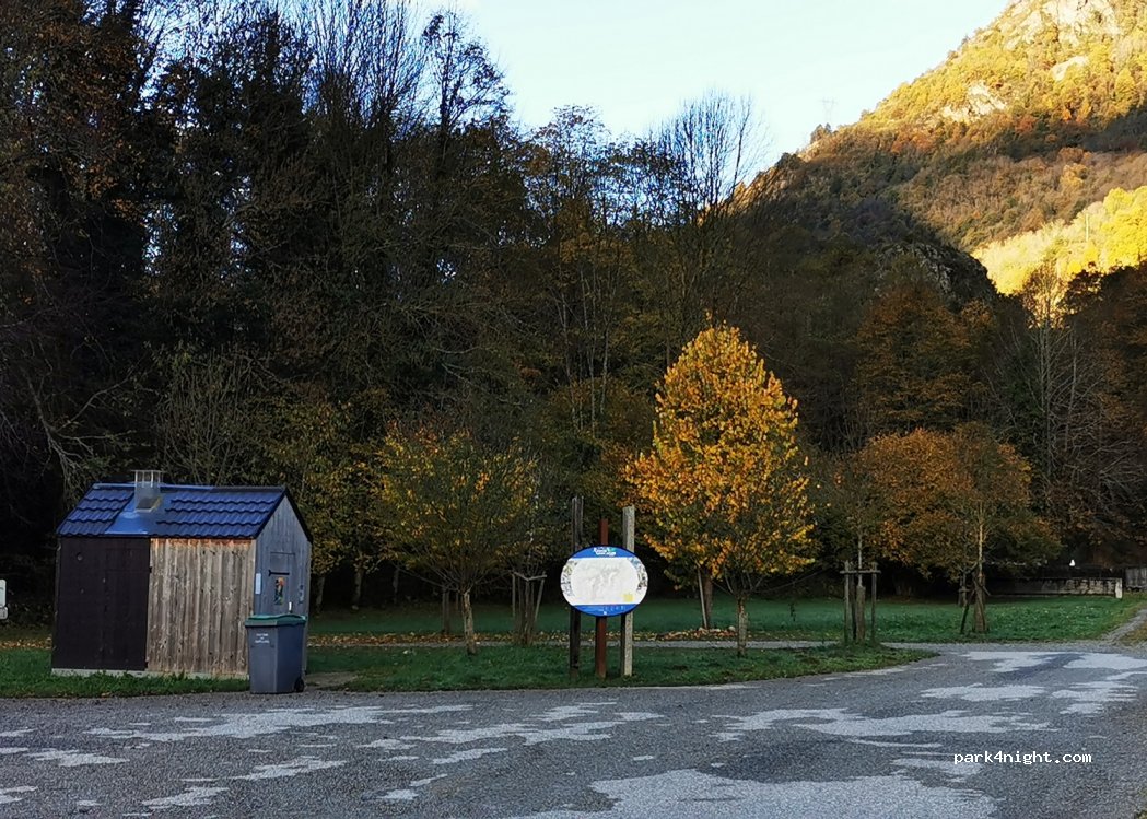 (09220) Illier-et-Laramade - D8 — foto 4