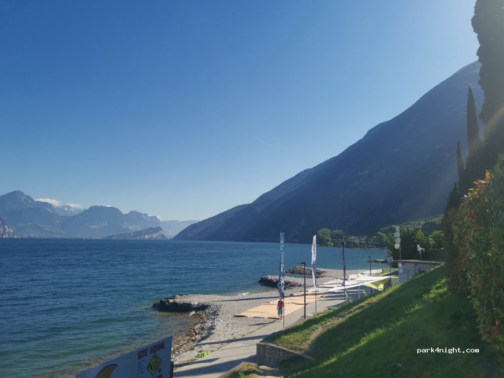 (37018) Malcesine - 510 Via Gardesana — foto