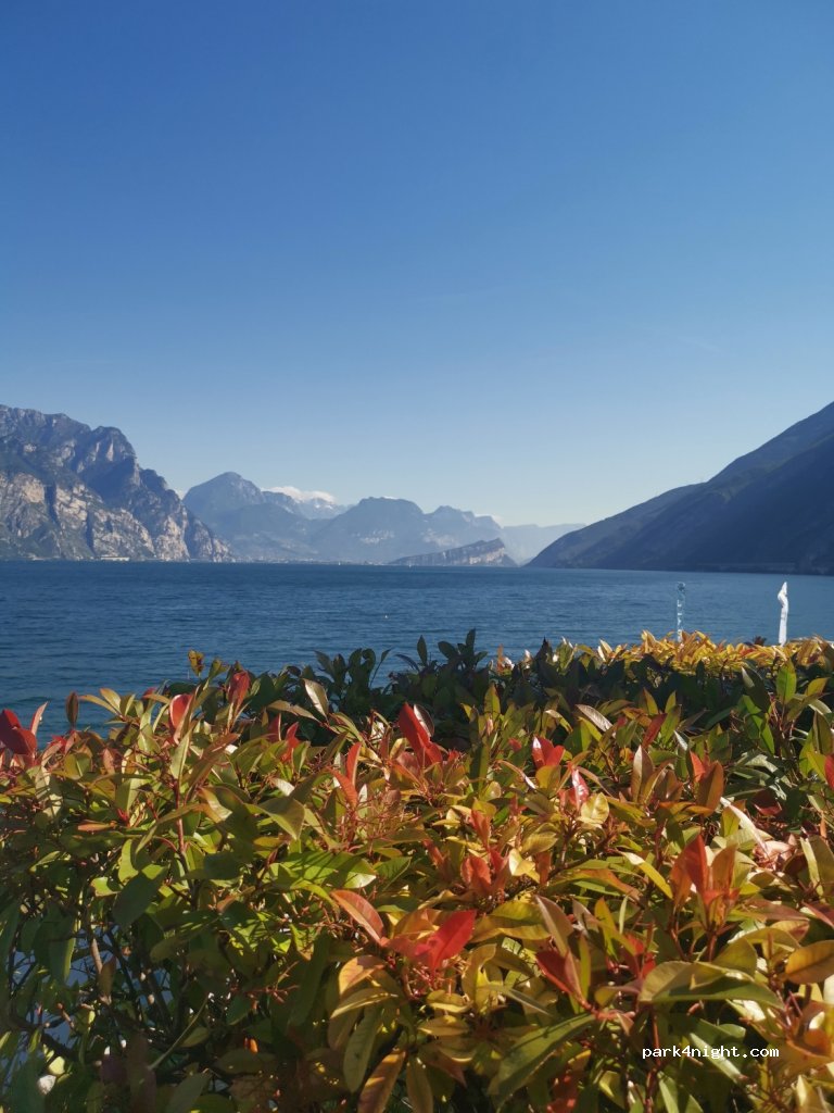 (37018) Malcesine - 510 Via Gardesana — foto 2