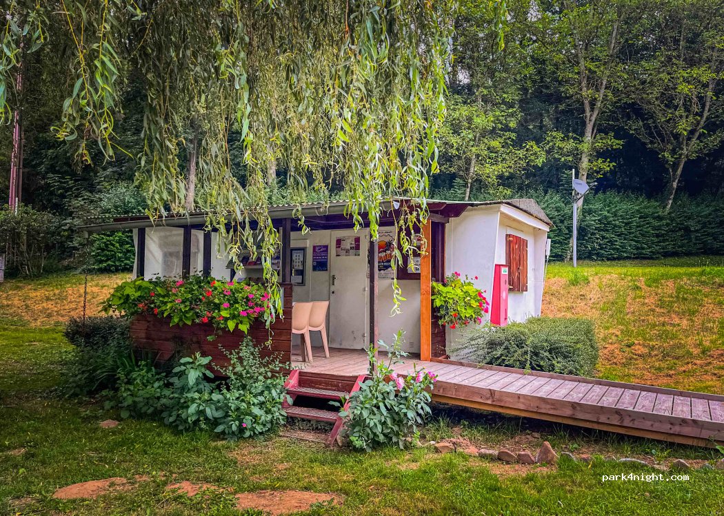 Camping Municipal Chouvigny — foto 3