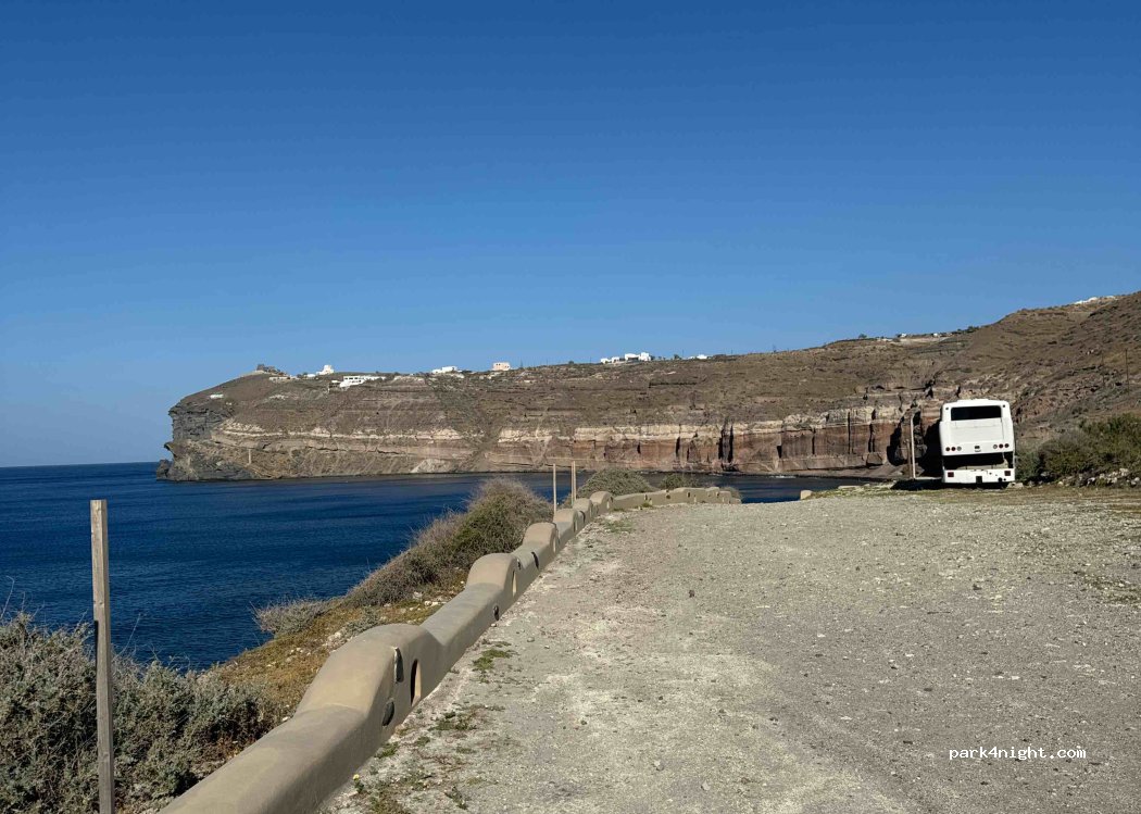 (847 00) Akrotiri - Unnamed Road — foto 3