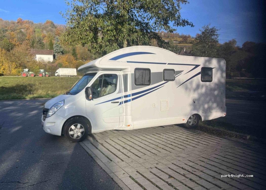(97990) Weikersheim - Unnamed Road — foto 4