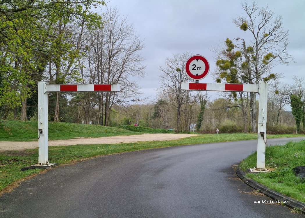 (16800) Soyaux - 292 Avenue du Général de Gaulle — foto