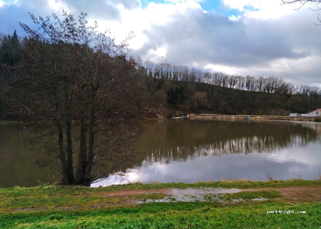 (42470) Saint-Symphorien-de-Lay - La Roche Nord — foto 3