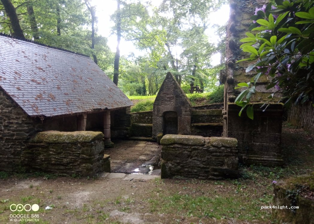 (56920) Noyal-Pontivy - Les Trois Fontaines — foto 4