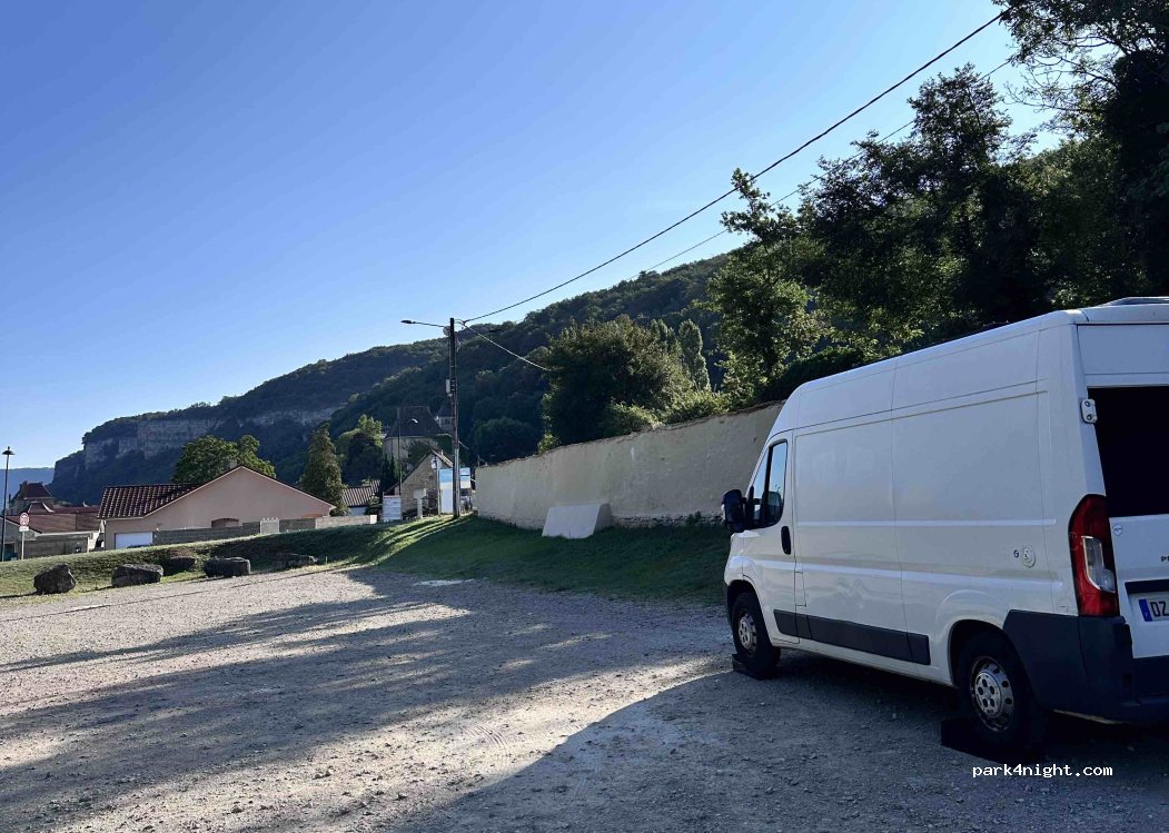 (38390) La Balme-les-Grottes - Rue des Mûriers — foto 5