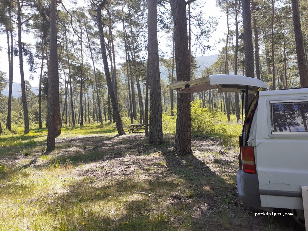 (83840) Séranon - 4031 Route du Logis du Pin — foto