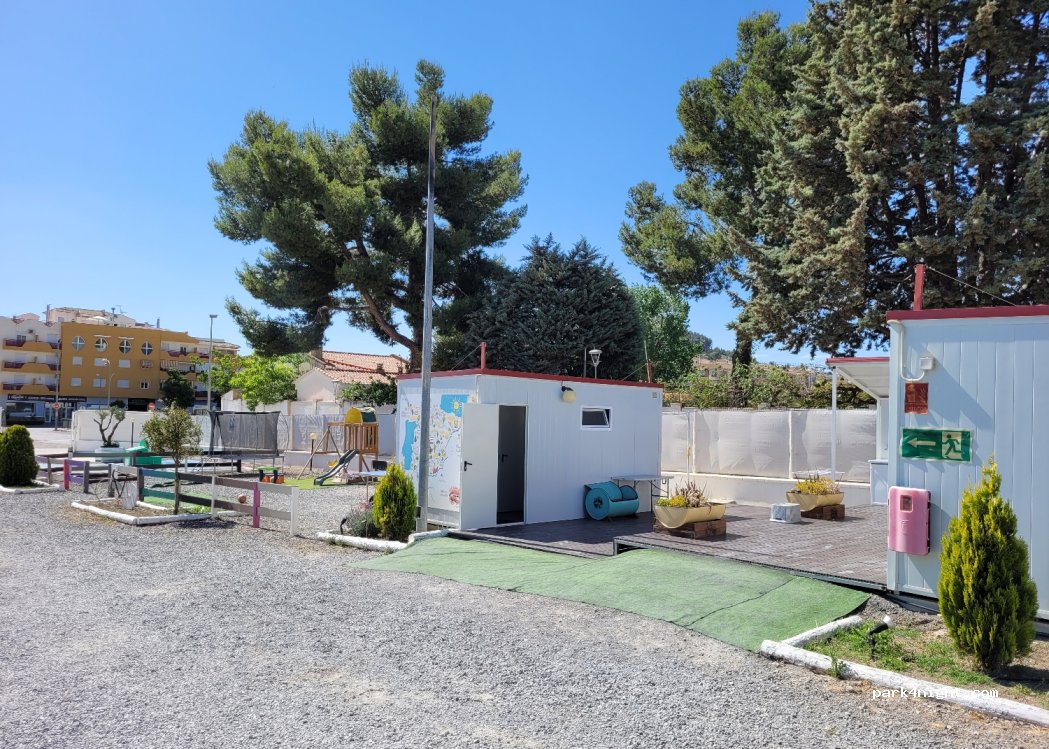 (23680) Alcalá la Real - 2 Calle Guitarrista Pepe Ramos — foto 3