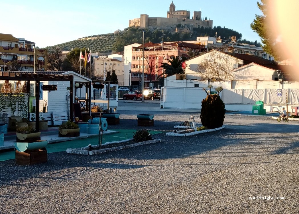 (23680) Alcalá la Real - 2 Calle Guitarrista Pepe Ramos — foto 4