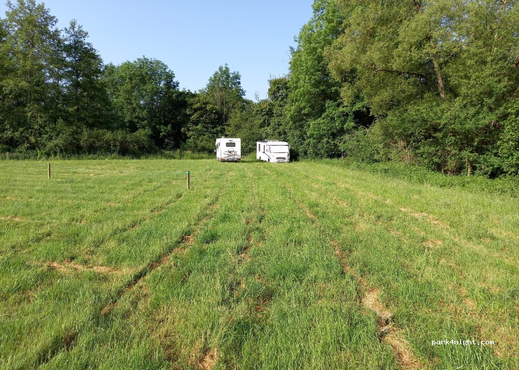 (21350) Arnay-Sous-Vitteaux - Pré du Pont — foto 2