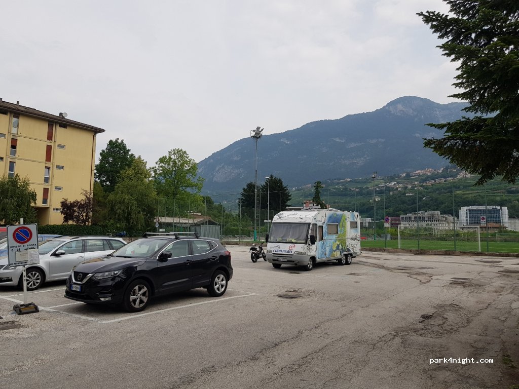 (38121) Trento - 16 Via Ezio Maccani — foto