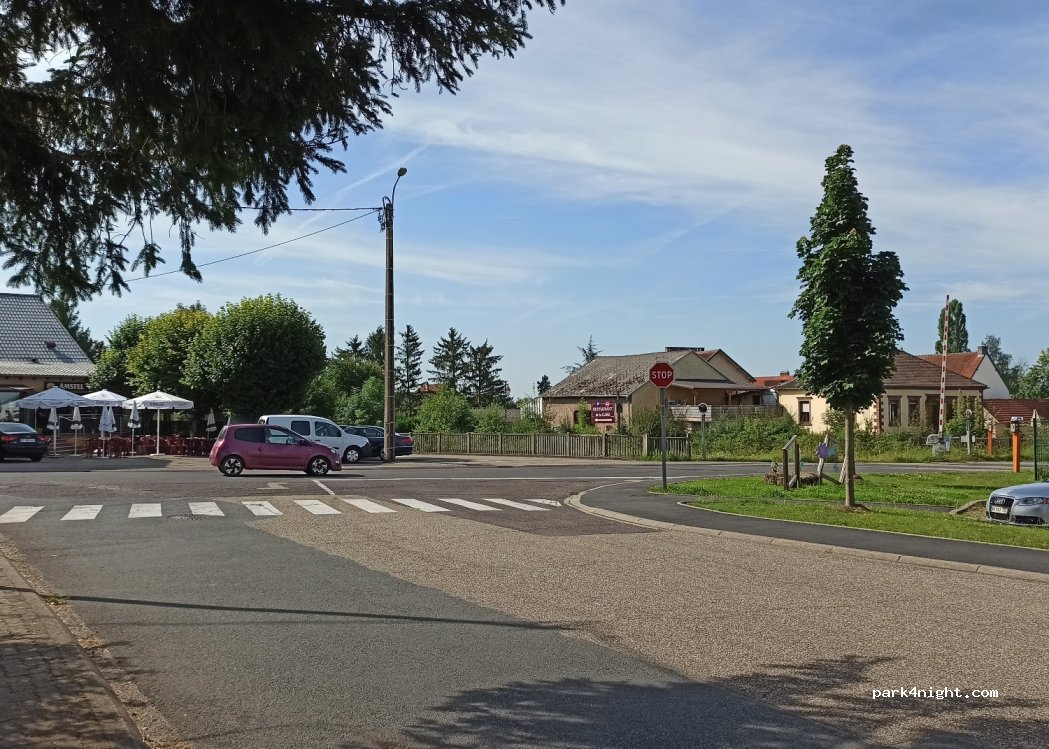 (57410) Petit-Réderching - 18 Rue de la Gare — foto