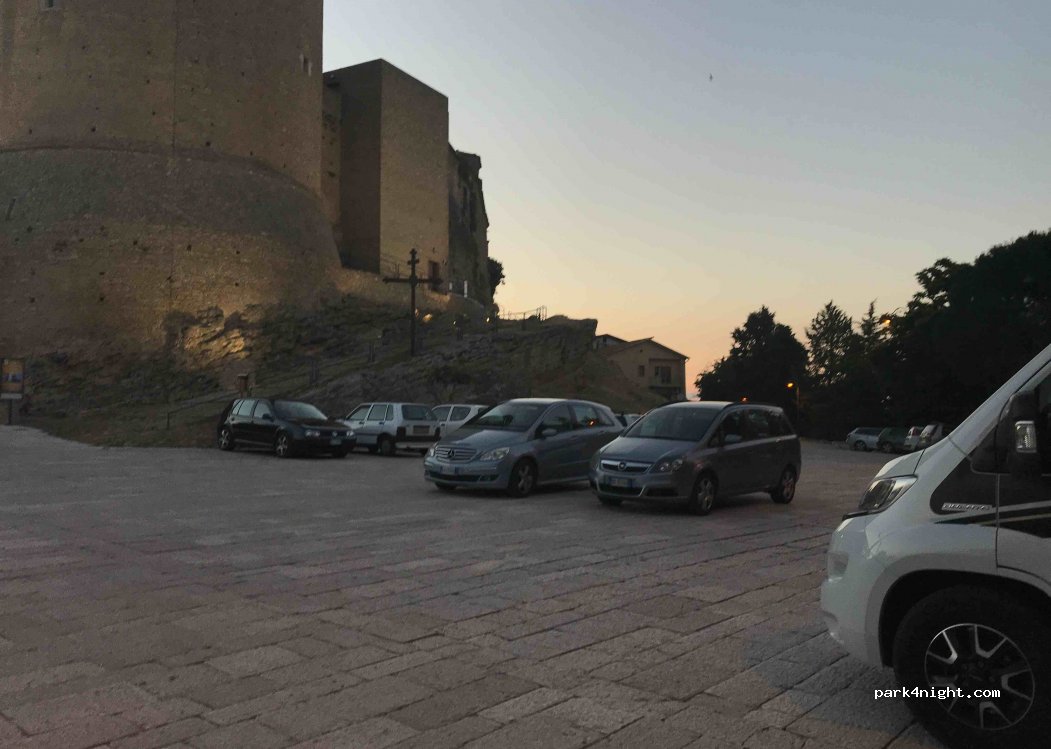 (75019) Tricarico - 40 Via Levi Carlo — foto