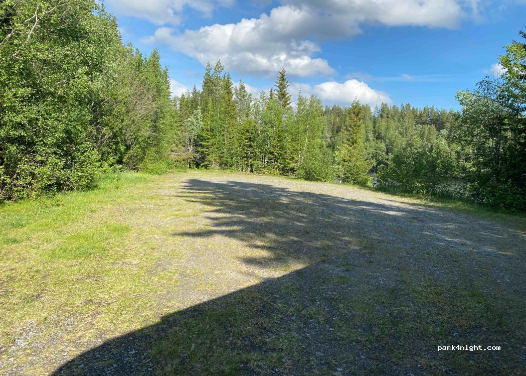 (835 33)  - Unnamed Road — foto
