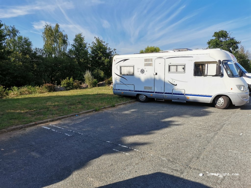 (85300) Challans - Unnamed Road — foto