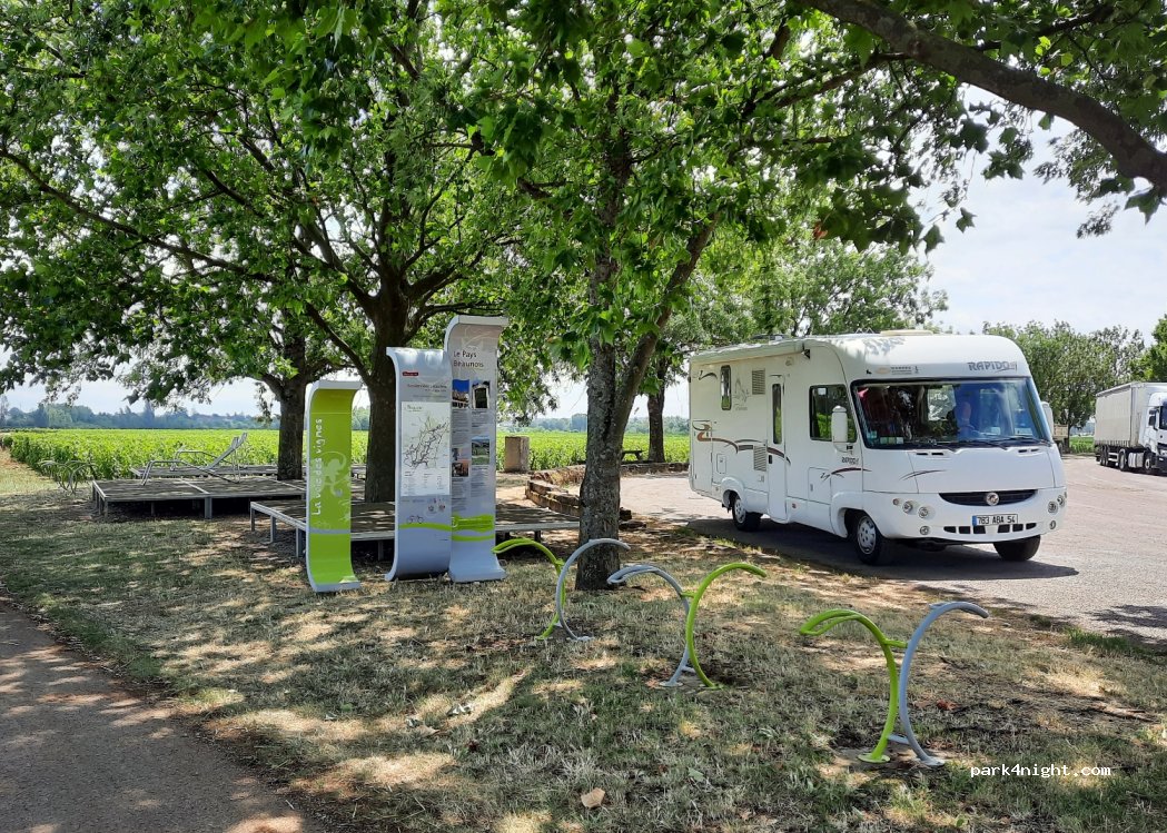 (21190) Chassagne-Montrachet - 85 Route nationale — foto