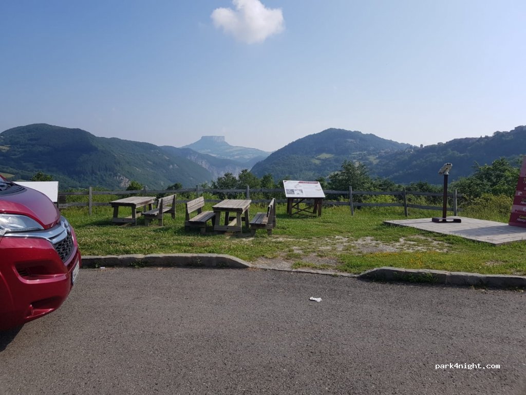 (42030) Castelnovo ne' Monti - 30 Strada Provinciale 108 — foto