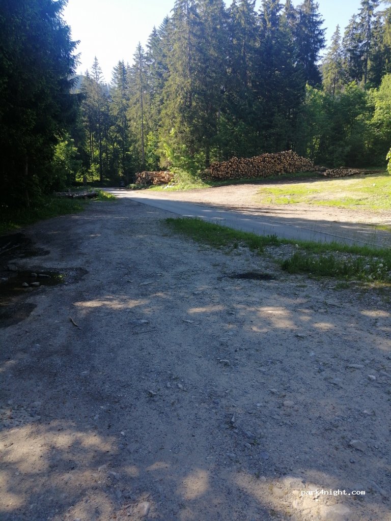 (1619) Châtel-Saint-Denis - 60 Route de la Dent de Lys — foto 2