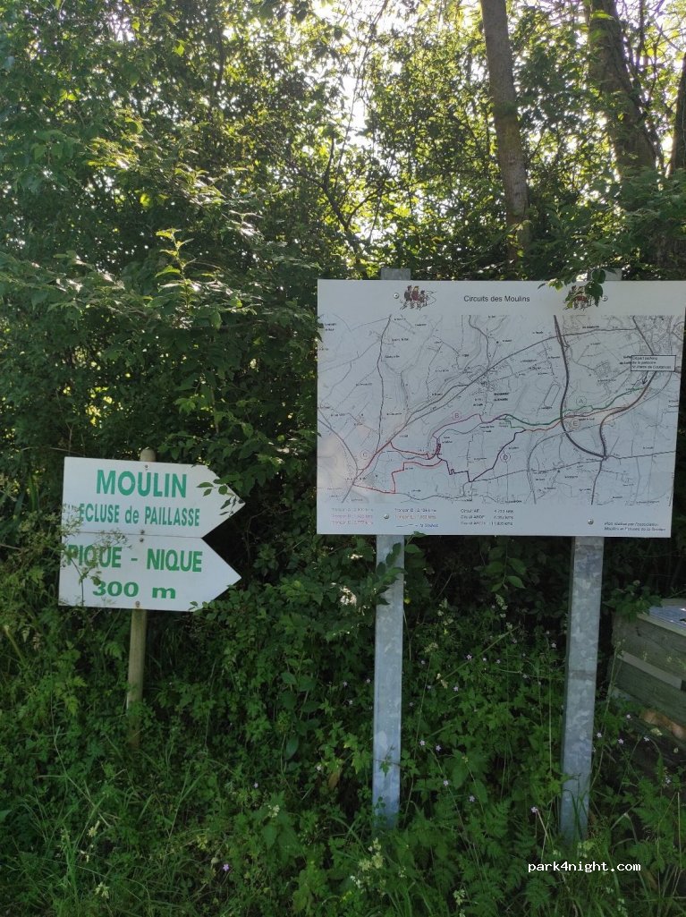 (50200) Bricqueville-la-Blouette - 1 Les Moulins — foto