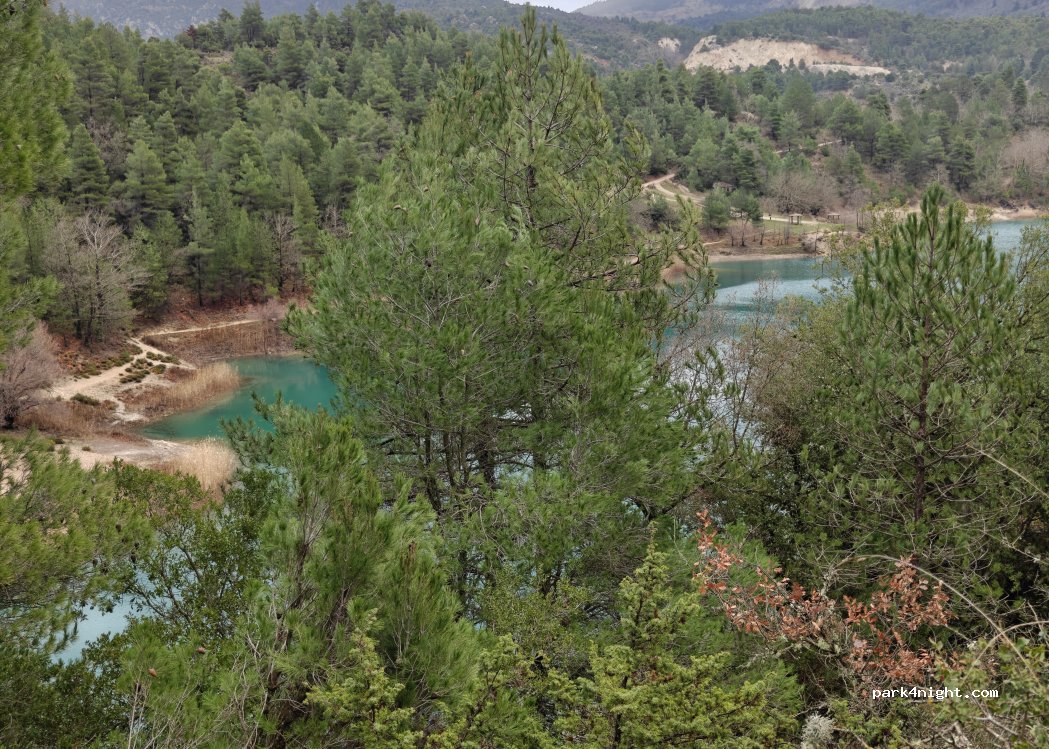 (250 06) Akrata - Eparchiaki Odos Ano Potamias-Valimis — foto 2