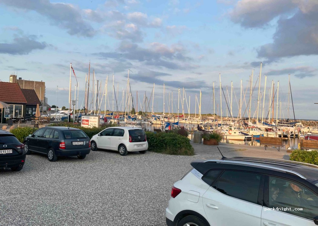 Fakse Ladeplads — foto
