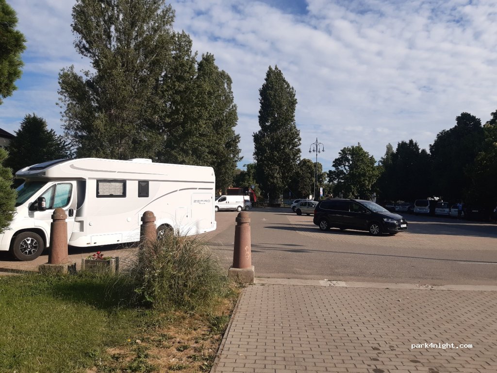 (8226) Alsóörs - 3 Sirály park — foto