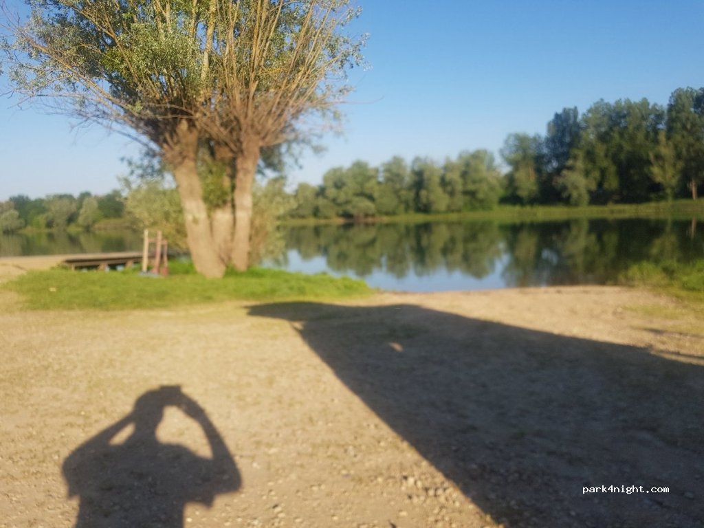 (01140) port de mûre - D33 — foto