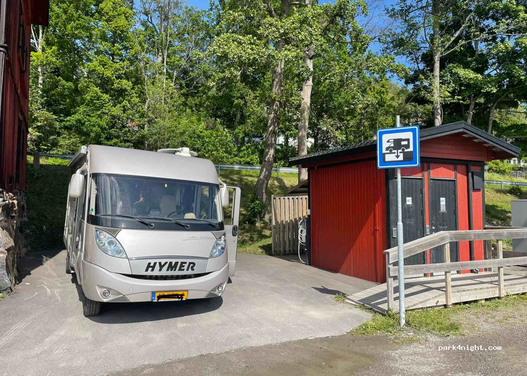(61531) Valdemarsvik - 42 Hamngatan — foto 4