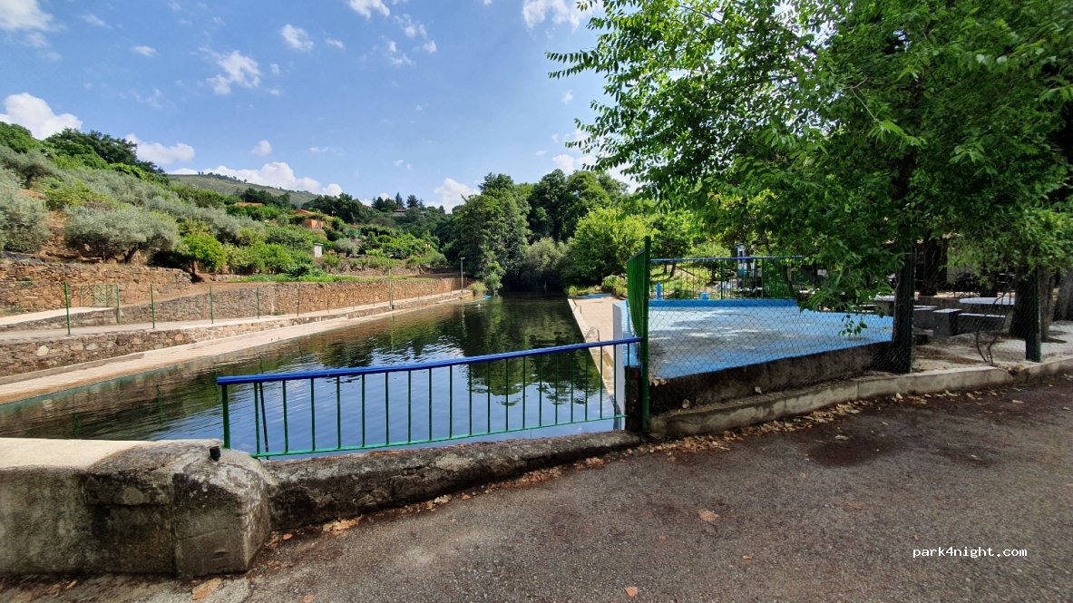 (10470) Villanueva de la Vera - Paraje los Alisos, 15 — foto 2