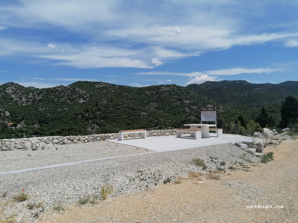 (20340) Ploče - 1 Plinjanska ulica — foto