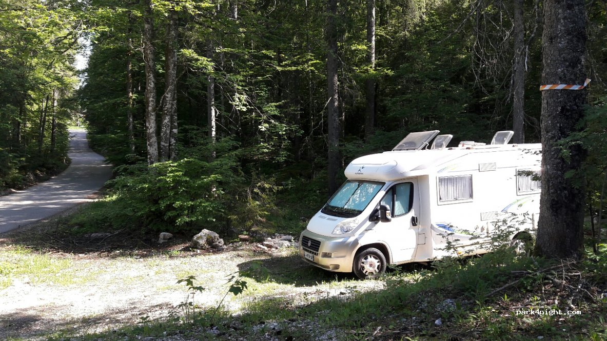 (25240) Chaux-Neuve - Cernois Veuillet et les Fo — foto