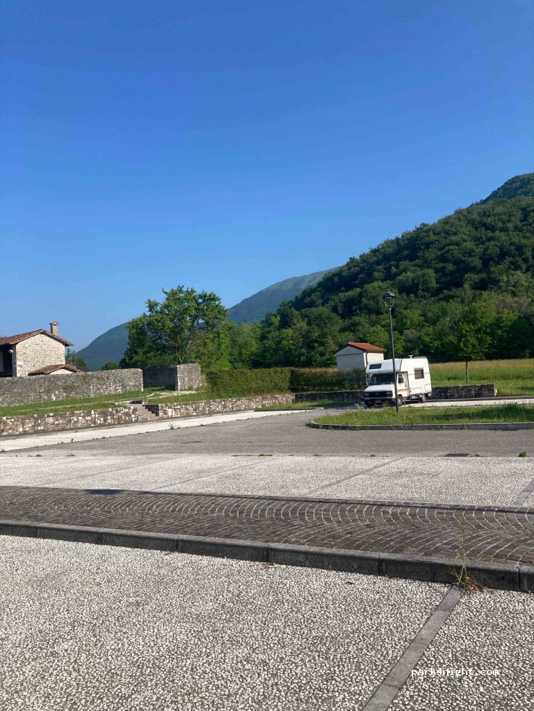 (33090) Toppo - 21 Via Giuseppe Verdi — foto