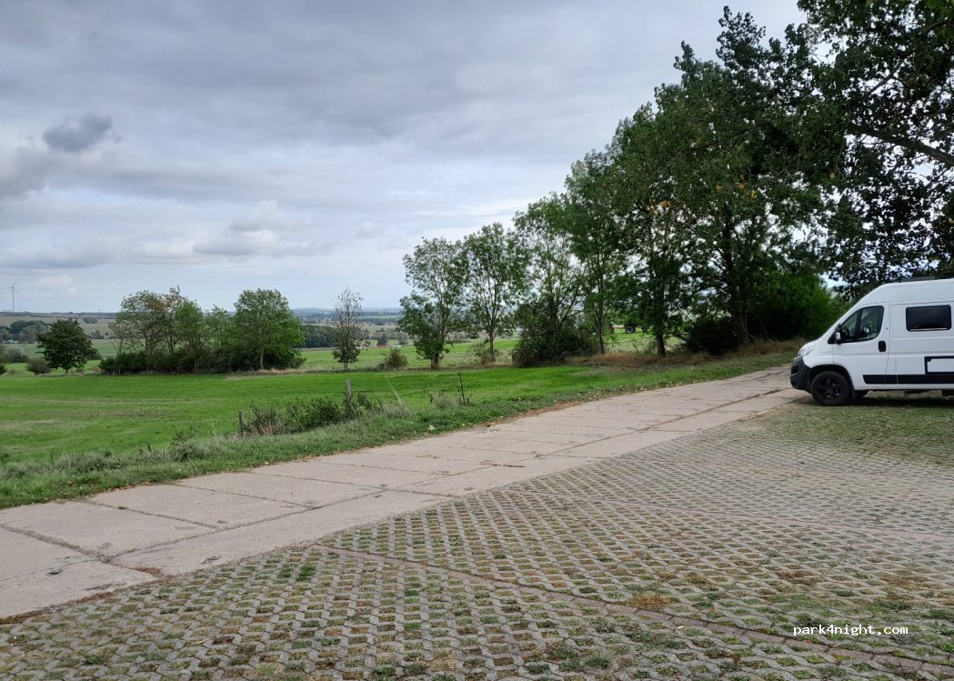 (99820) Hörselberg-Hainich - 32 Hauptstraße — foto 2