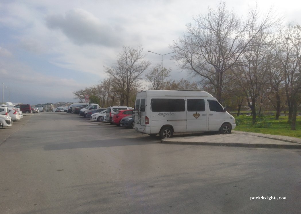 (17000)  - Setboyu Caddesi — foto