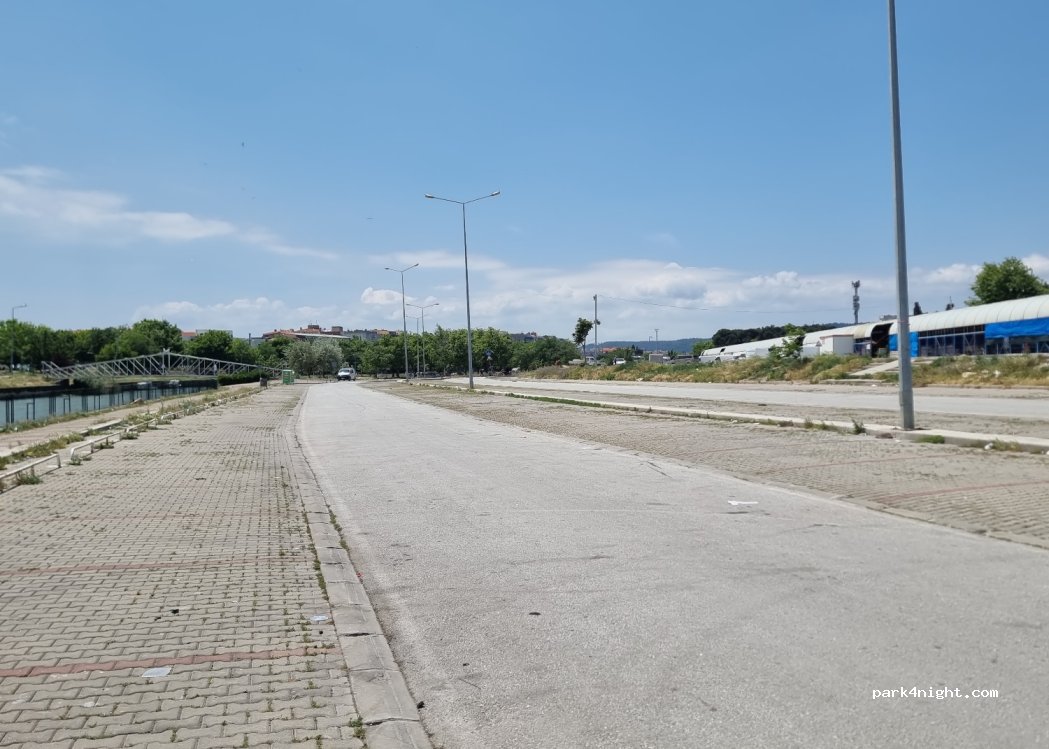 (17000)  - Setboyu Caddesi — foto 3