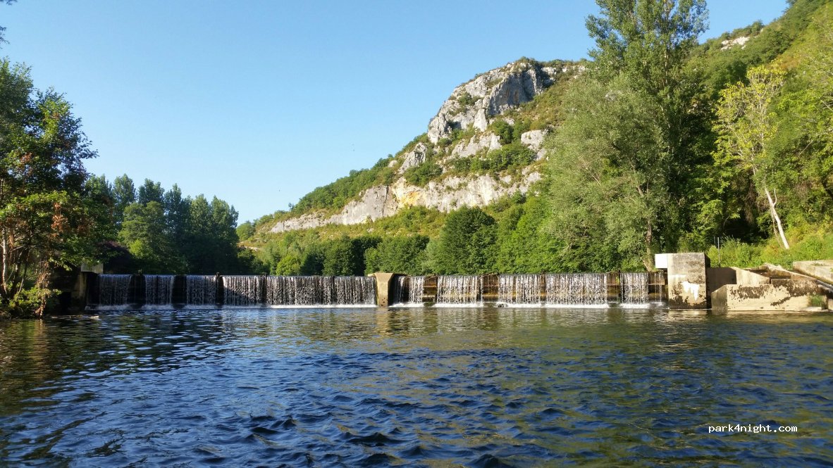 (46160) Marcilhac-sur-Célé - Le Bourg — foto 2