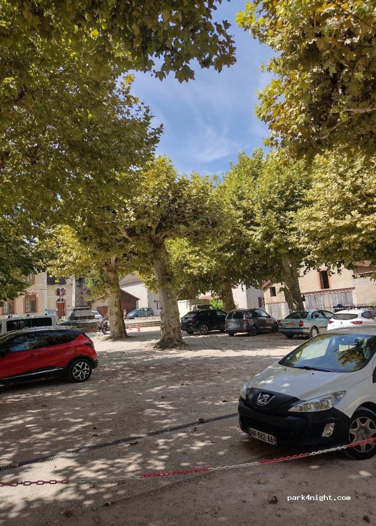 (46160) Marcilhac-sur-Célé - Le Bourg — foto 4