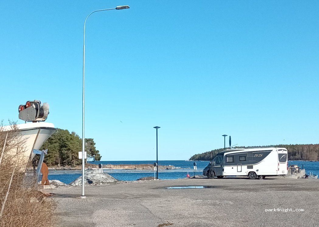 (817 30)  - 45 Havsvägen — foto 5