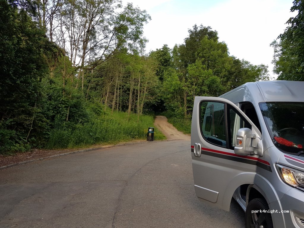 (OL3 7HX) Greenfield - — foto 3