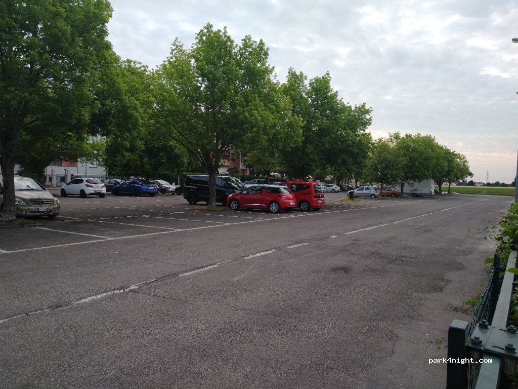 (43013) Pilastro - 4 Via della Pace — foto