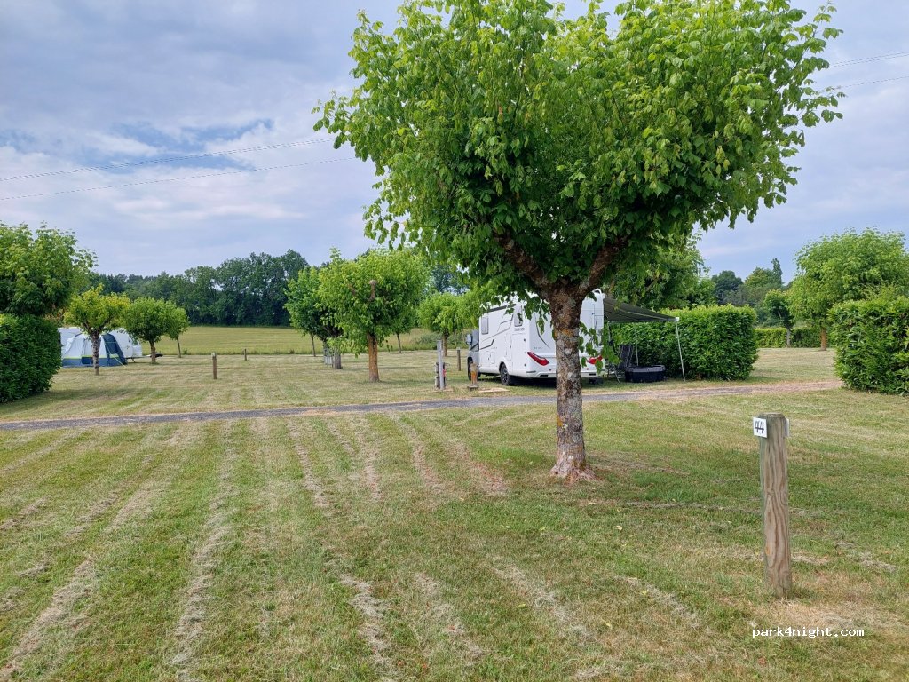 Camping municipal de Lougratte — foto 2