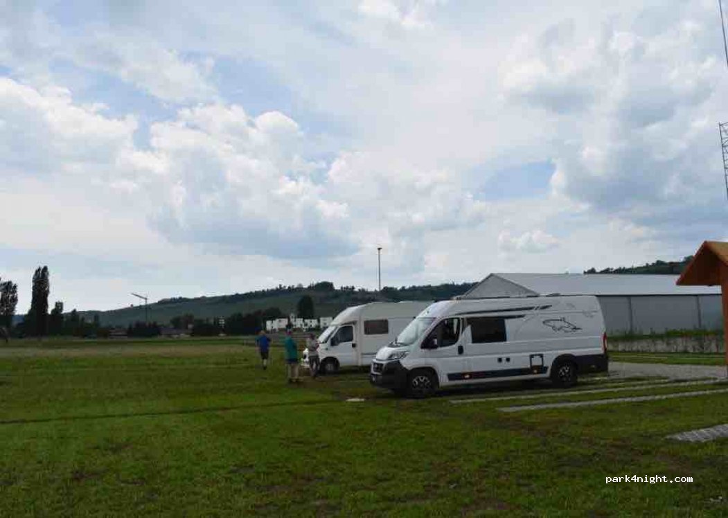 (8215) Hallau - 9 Gewerbestrasse — foto